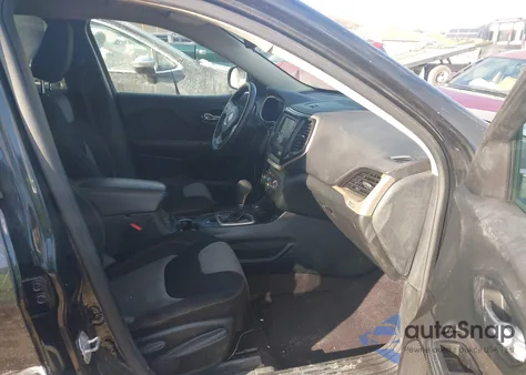 2016 Jeep Cherokee Sport z USA, uszkodzony, nr VIN 1C4PJMAB6GW220298